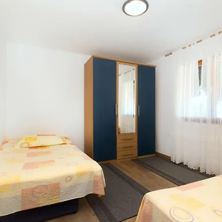 Jaksa Apartman Vis